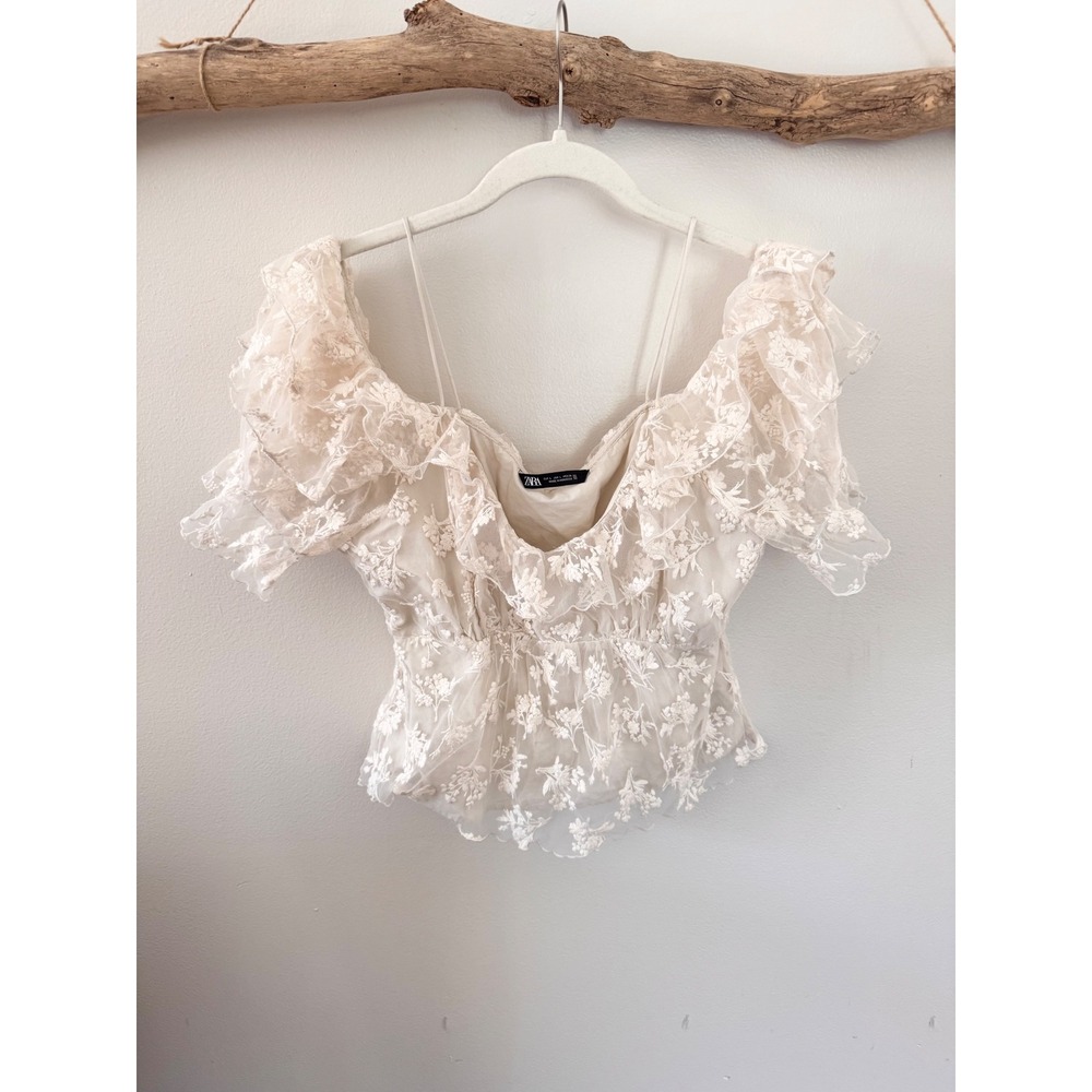Zara Floral Embroidered Tulle Ruffle Crop Top Cream Ivory Large Smocked Boho